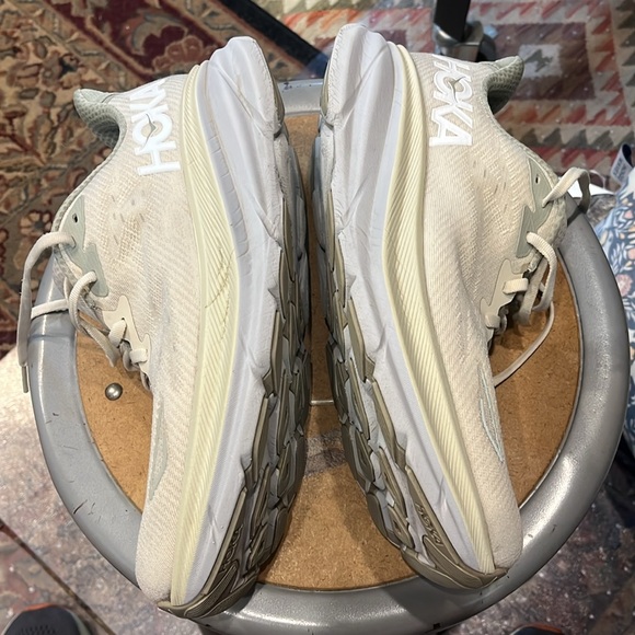 Hoka Clifton 9 - used - men’s 10.5 - 279 miles run on them - Picture 11 of 14